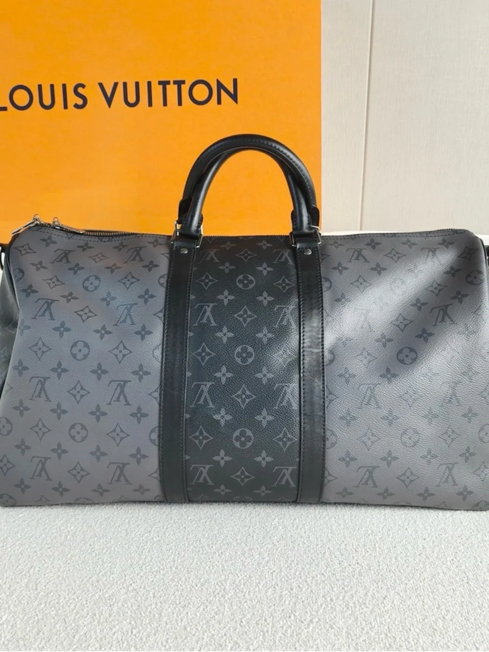 Louis Vuitton | Keepall 50 Black Shadow Monogram | Excellent Condition - Picture 3 of 7